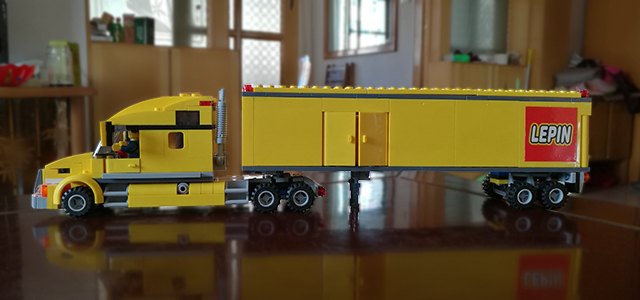 乐高-半挂箱式卡车（20171217）
