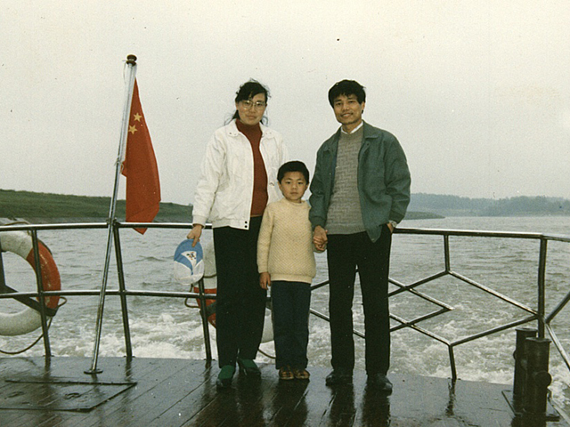 乘船游淠河（1991年）