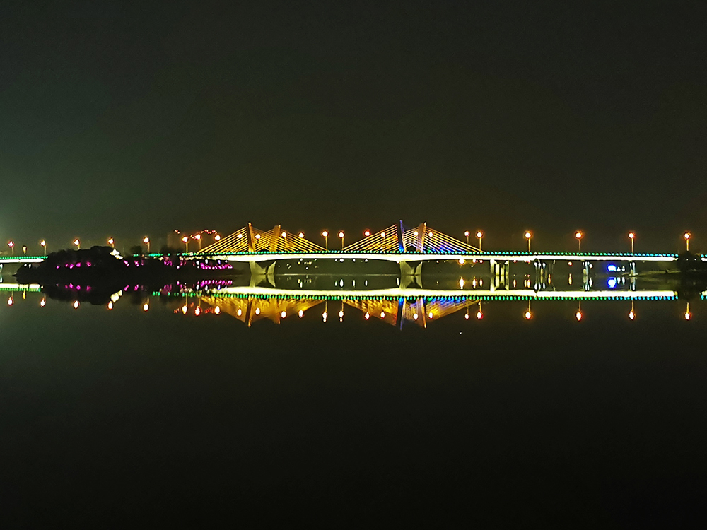 赤壁路桥の流光溢彩（20210424）
