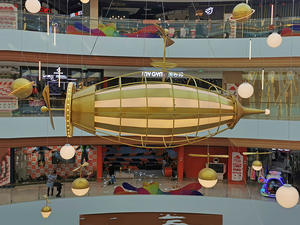 又一组玻璃屋顶