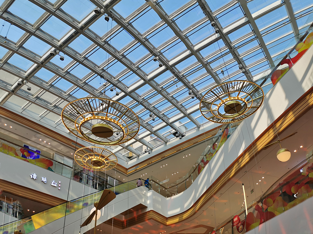 又一组玻璃屋顶